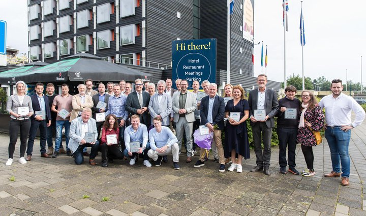 Feestelijke huldiging van meer dan 40 SEBO-leden.